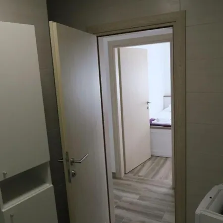 アパート Familienwohnung 1 By Interhome *
