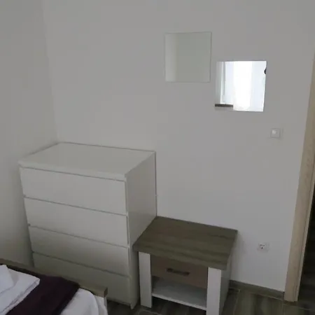 Familienwohnung 1 By Interhome バスカ