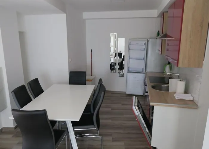 Familienwohnung 1 By Interhome バスカ