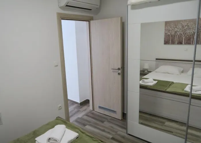 アパート Familienwohnung 1 By Interhome