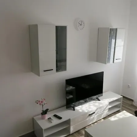 Familienwohnung 1 By Interhome דירה באסקה